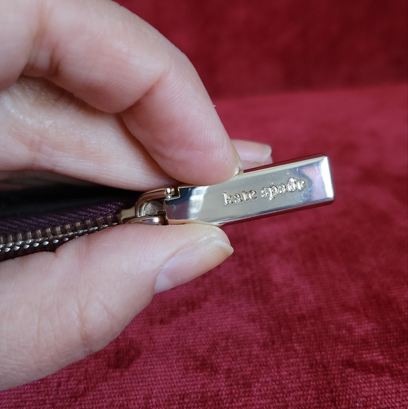 Kate Spade Shimmy Glitter Fabric Zip Long Card Case - Good Used Condition - Picture 9 of 15